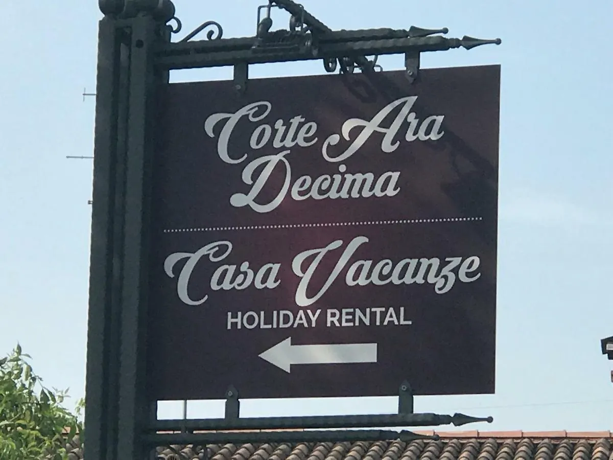 別荘 Corte Ara Decima Holiday Rental ソーナ イタリア